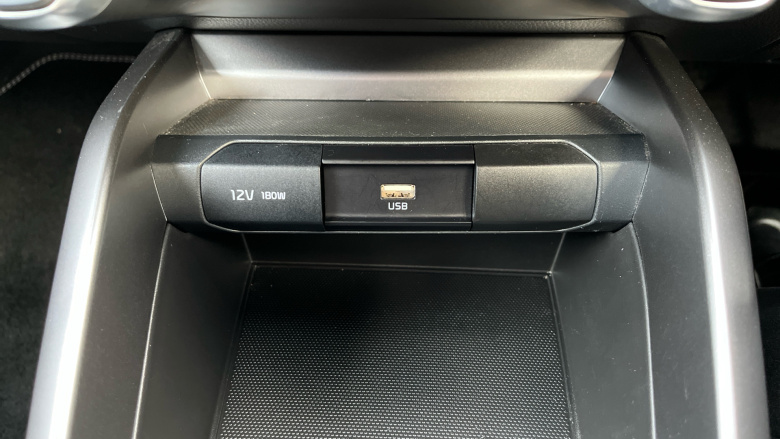 Kia Stonic 1.0T GDi 48V GT-Line S 5dr DCT Petrol Estate